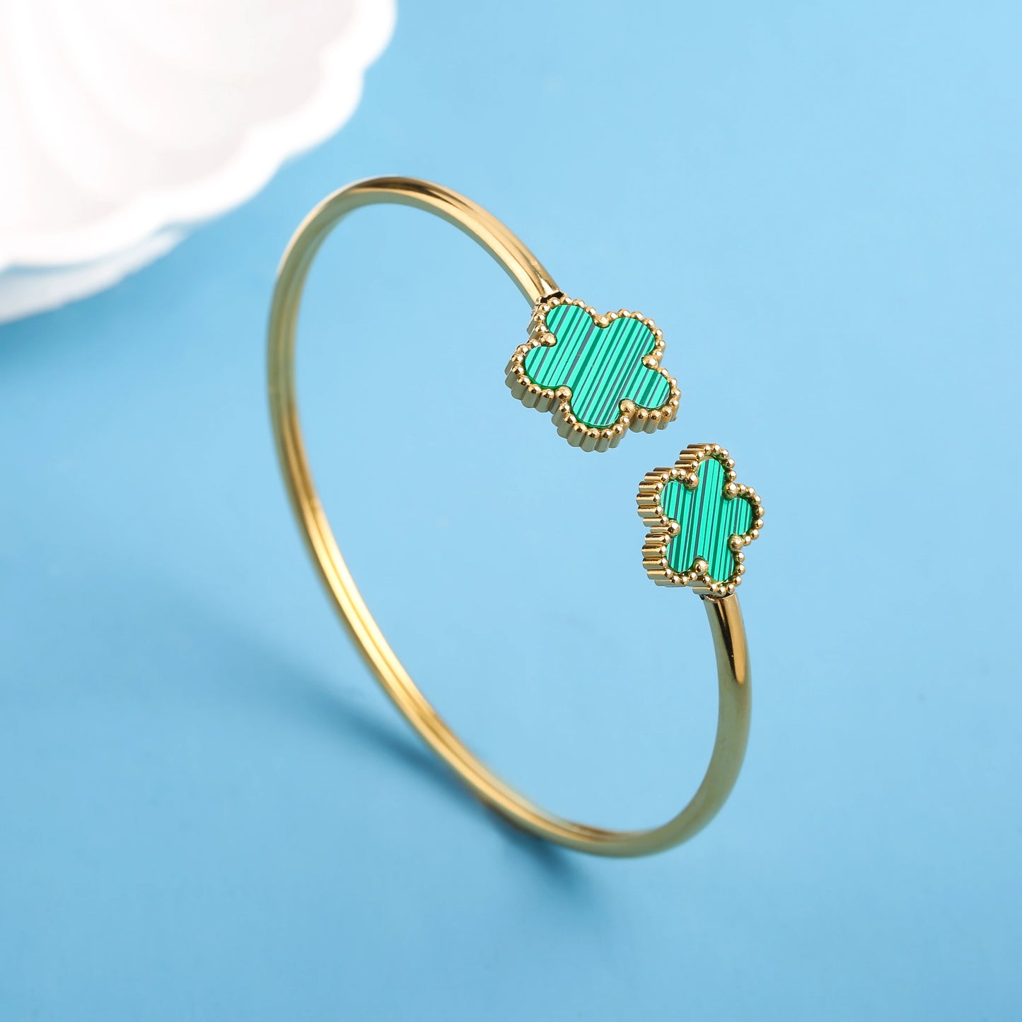 Simple Stainless Steel Shell Five-Leaf Flower OpenS Bangle Classic Luxury For Man Woman Daily Party Birthday Jewelry Gift Clover