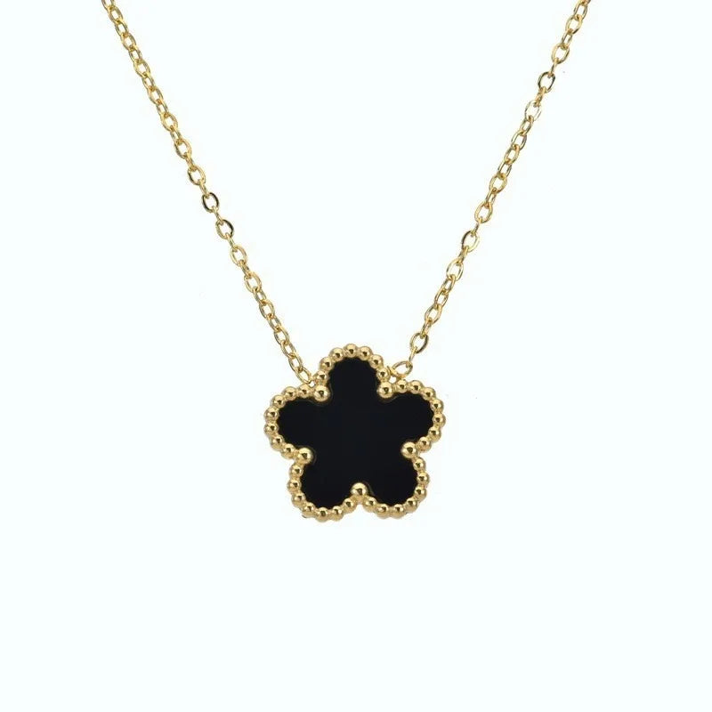 Trendy Flve Leaf Flower Gold Plated Pendant Necklace For Women Temperament Llght Luxury Jewelry Gifts For Friends Lover