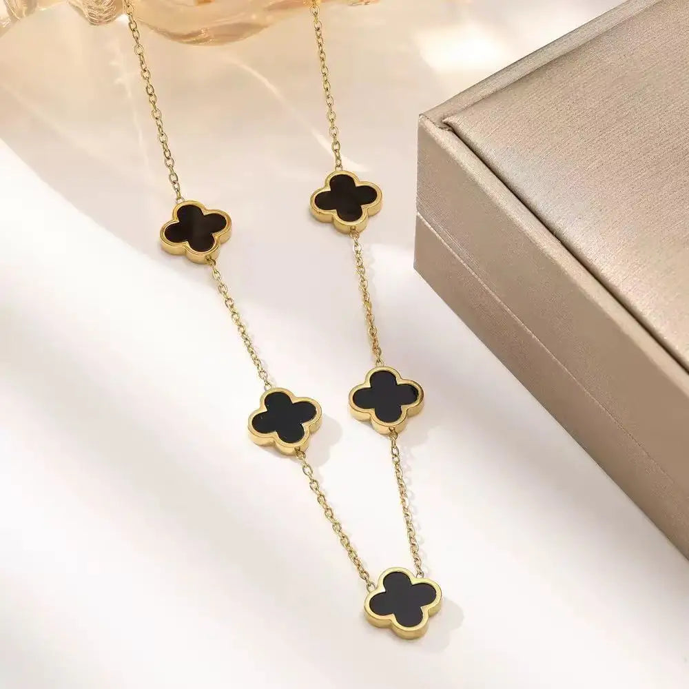 Fashionable Lightweight Luxury Stainless Steel One-Sided Mother-Of-Pearl Four-Leaf Clover Necklace 18K High-End Collarbone Chain