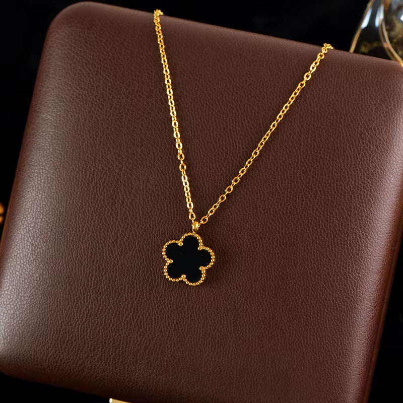 316L Stainless Steel Black Clover Plum Flower Pendant Necklace for Women Fashion Neck Chain Waterproof Jewelry Gift