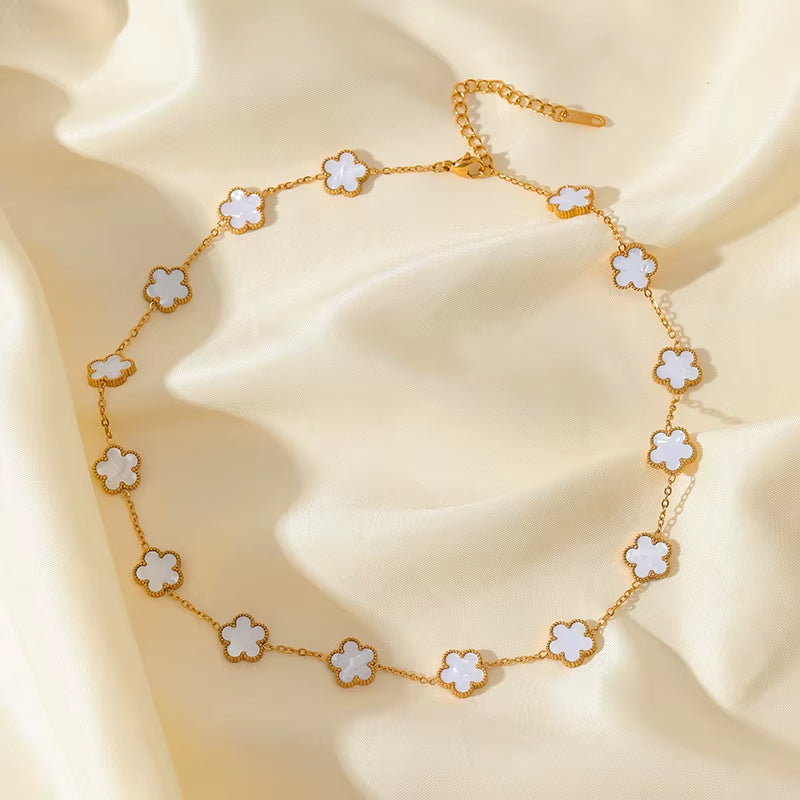 316L Stainless Steel Black Clover Plum Flower Pendant Necklace for Women Fashion Neck Chain Waterproof Jewelry Gift